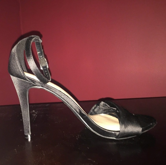 Shoes - Picture 3 of 3